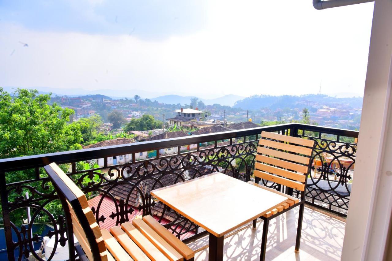Hotel Coorg Palace Madikeri Εξωτερικό φωτογραφία