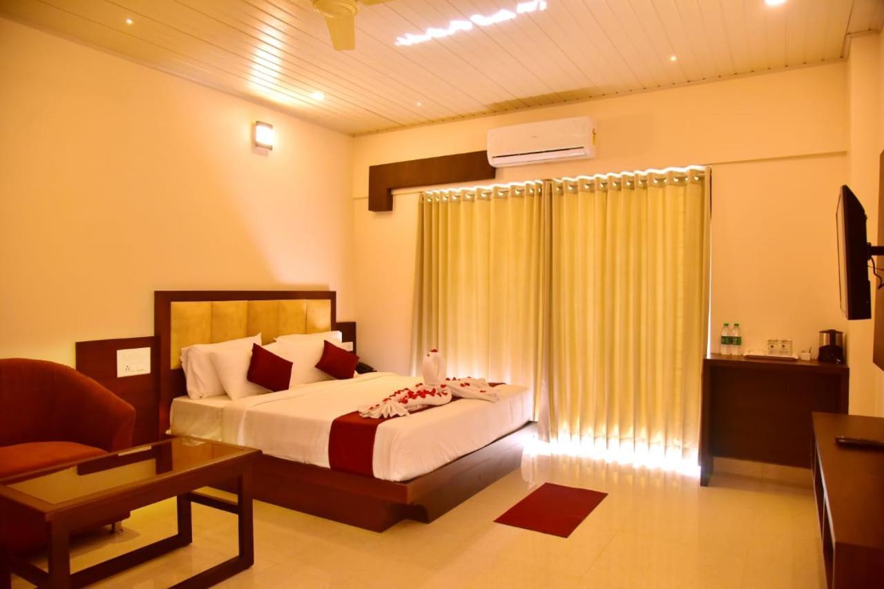 Hotel Coorg Palace Madikeri Εξωτερικό φωτογραφία